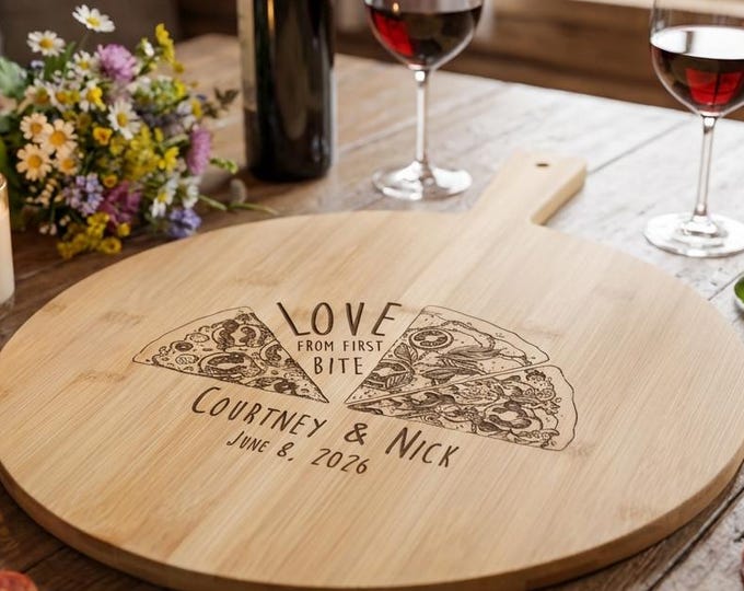 Personalized Bamboo Pizza Peel | Laser-Engraved Custom Pizza Board | Wedding Gift | Housewarming Present | Kitchen Decor Gift | Host Gift