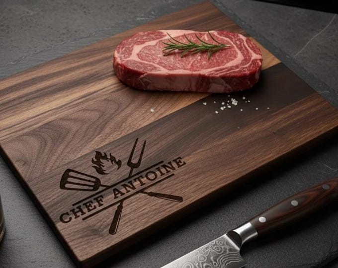Personalized cutting board – BBQ Master: Custom Engraved with Chef’s Name, BBQ Tools & Flame Design, Perfect Gift for BBQ Lovers