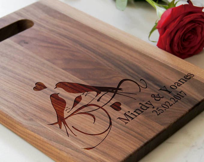 Personalized Cutting Board with handle, Engraved cutting board, housewarming gifts, wedding gift, Customized cutting board, Christmas gift