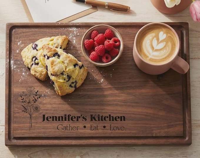 Personalized Wooden Cutting Board for Mom, Custom Engraved Floral Charcuterie Tray