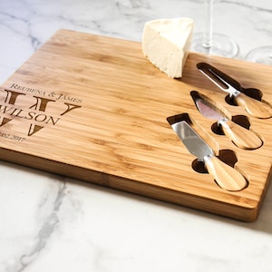 Personalized cheese board set, Custom cheese board set, Engraved cutting board, Wedding gifts, Gifts for the couple