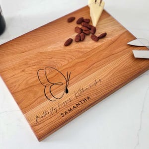 Personalized cutting board, Butterfly: Custom Engraved Charcuterie Board, Kitchen Gift for Her, Grandma Gift, Gift for Mom, Birthday Gift