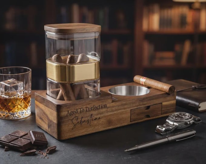 Personalized Cigar Ashtray & Humidor Set – Custom Engraved Smoking Accessories, "Aged to Perfection" Gift for Husband, Father, Colleague