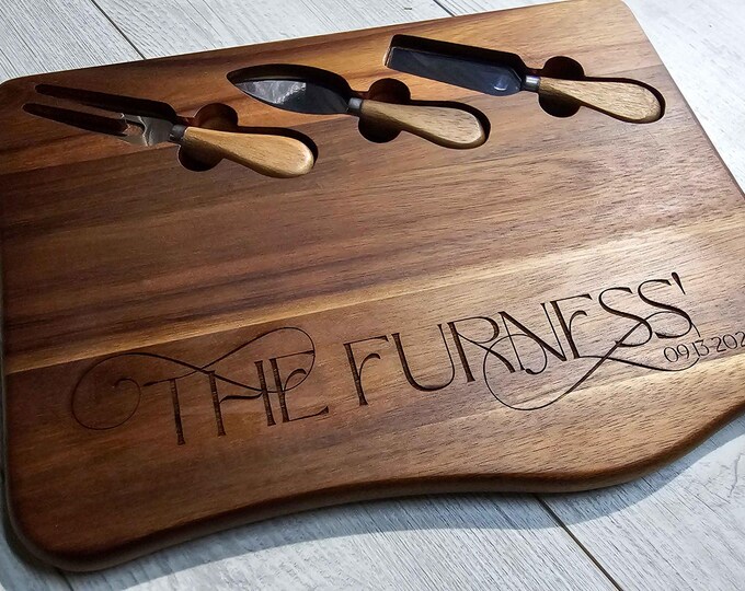 Personalized Charcuterie Board - Gift for the couple: Custom engraved Cheese Board, perfect for housewarming, weddings, and engagement Gifts