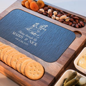 Personalized Charcuterie Set - Custom Engraved Cutting Board: Ski Lovers, Winter Sports Enthusiasts, Couple Skiing, Housewarming Gift