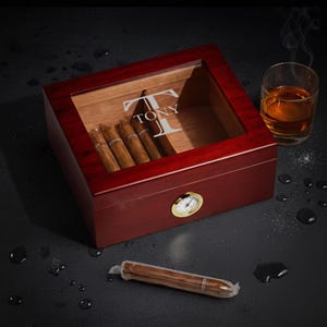 Personalized Cigar Humidor, Engraved Glass Top Cigar Box, Custom Humidor Gift Set, Monogramed Cigar Humidor, Cigar Holder Box, Cigar Kit