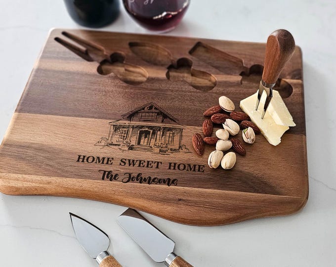 Personalized Acacia Cheese Board - Home Sweet Home: Charcuterie Board Gift with Couple's Last Name And House Design - Wedding, Anniversary,