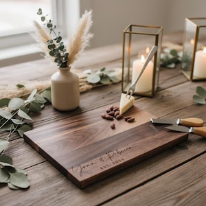 Personalized cutting board, Custom cutting board, Engraved cutting board, Wedding gifts, Gifts for the couple, Christmas gifts Bild 9