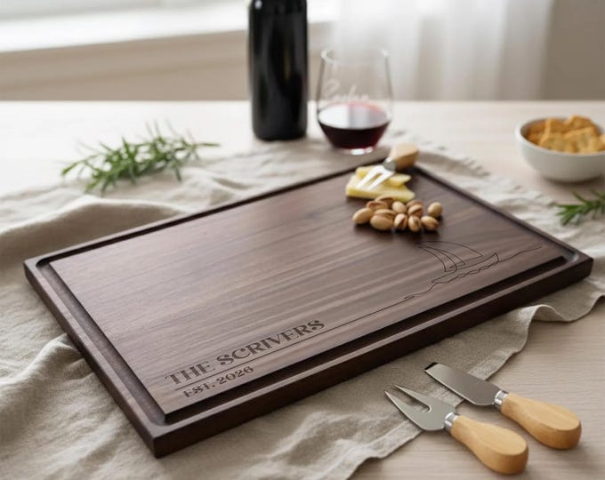Personalized Sailing Boat cutting board - Custom Engraved Charcuterie Board: Nautical, Coastal Kitchen