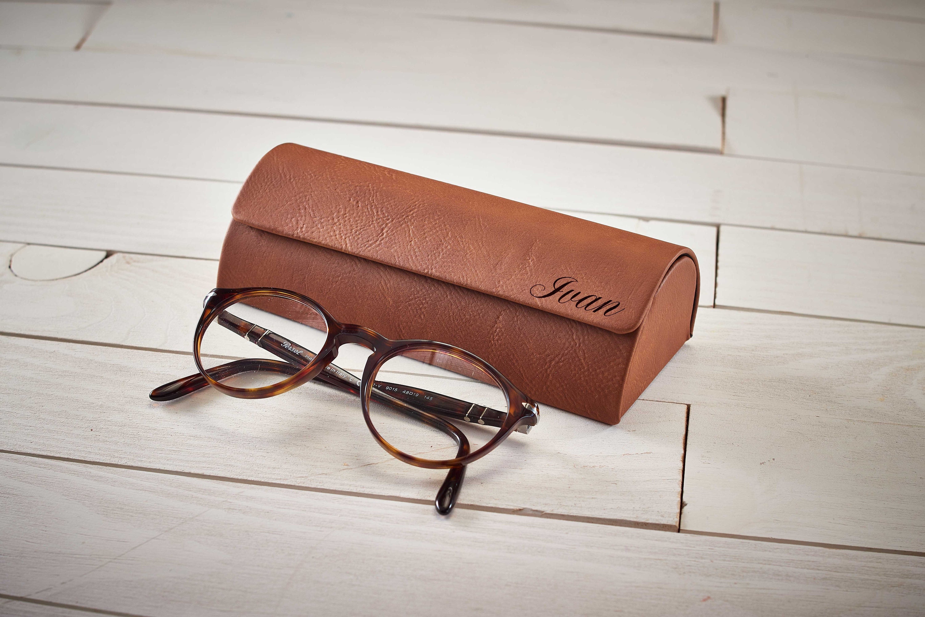 Personalized leather eyeglasses case, exquisite gift monogram handmade in  France | Custom eyewear case | Firm sunglasses case (Brown)