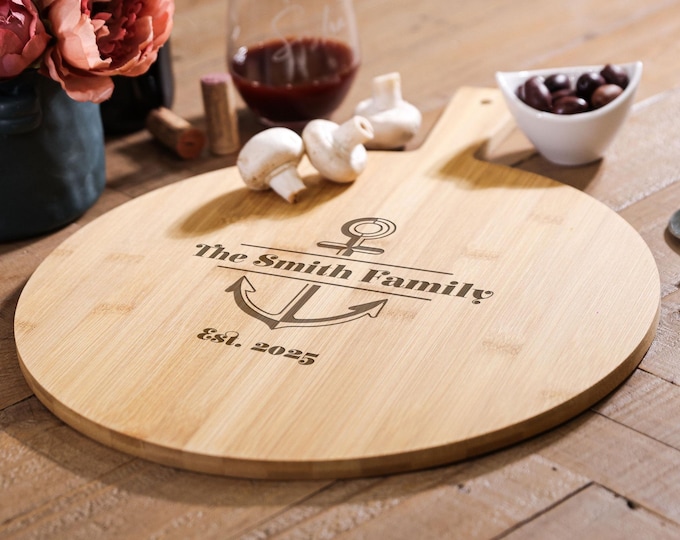 Personalized Pizza Board: Custom-Engraved Bamboo Pizza Peel | Coastal Decor, Housewarming, Wedding, Hosting, Engagement, Couple Unique Gift