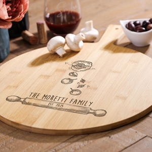 Personalized Pizza Board, Custom Pizza Peel, Engraved Bamboo Pizza Board, Housewarming, Pizza lovers, Kitchen Decor, Anniversary Gift