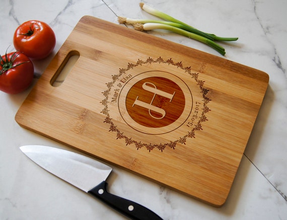Custom Engraved Cutting Board w/Handle - Bamboo