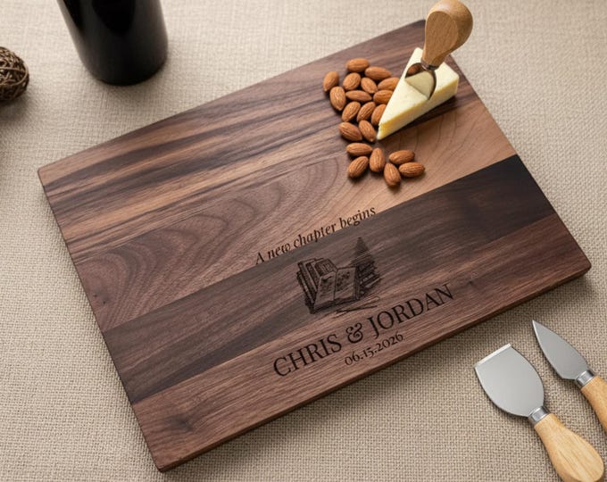 Personalized Cutting Board, Reader Couple: Customized Cutting Board, Housewarming, Engagement, Kitchen Decor, Book Readers, New Chapter Gift