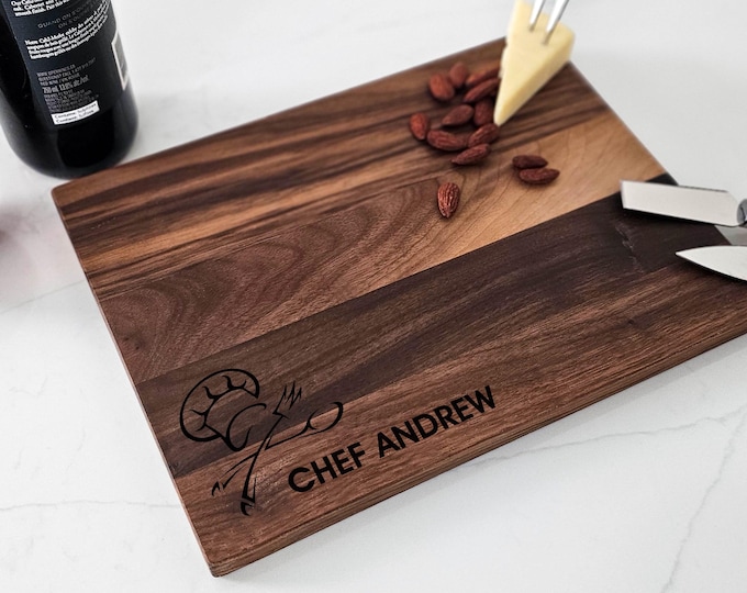 Personalized Charcuterie Board – Chef's Gift: Custom Cutting Board | Cooking Enthusiast, BBQ Lover, Chef's Hat, Kitchen Decor, Father's Day