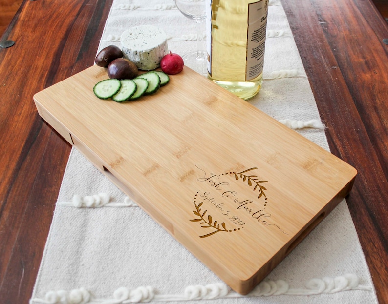 Personalized cheese board set, Custom cheese board set, Engraved cutting board, Wedding gifts, Gifts for the couple, Christmas gifts image 3