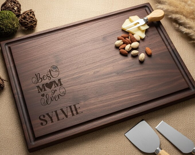 Personalized cutting board, Best Mom Ever: Custom Engraved Charcuterie Board, Perfect Gift for Mother's Day, Gift for Mom, Kitchen Gift