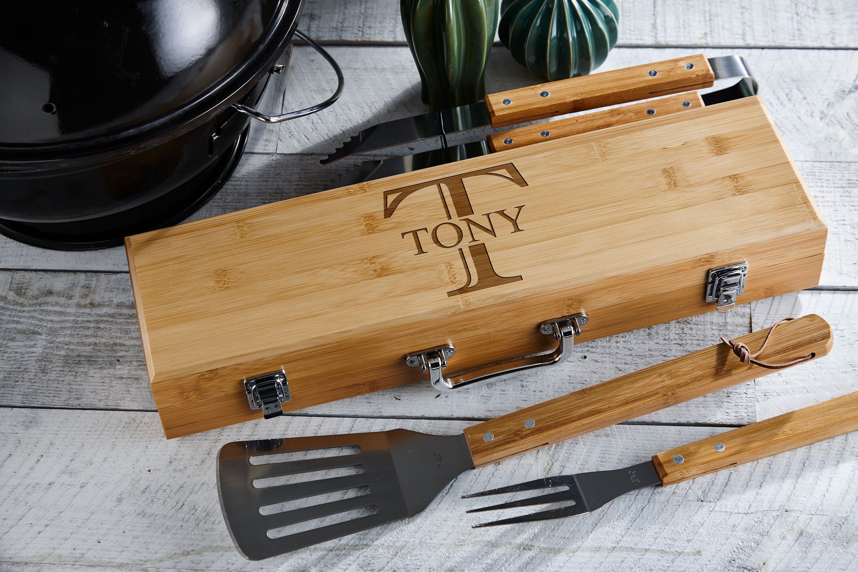 Personalised BBQ Grill Tool Set. Custom Engraved Wood Handle