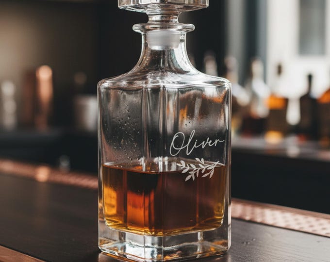 Personalized Whiskey Decanter, Engraved Decanter Set, Monogrammed decanter, Groomsmen Gift, Scotch Decanter, Housewarming Gift, Gift for Him