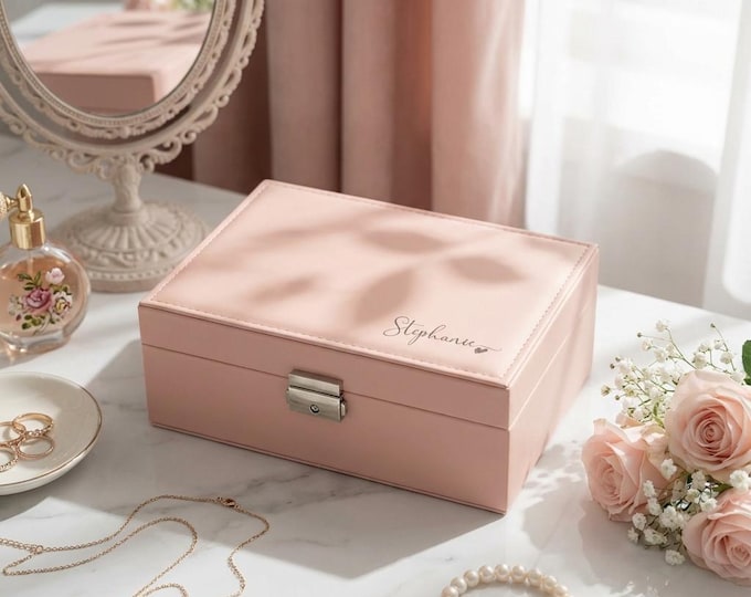 Personalized Pink Leatherette Jewelry Box: Elegant Storage & Stunning Customization - Perfect for Mother's Day, Valentine's Day