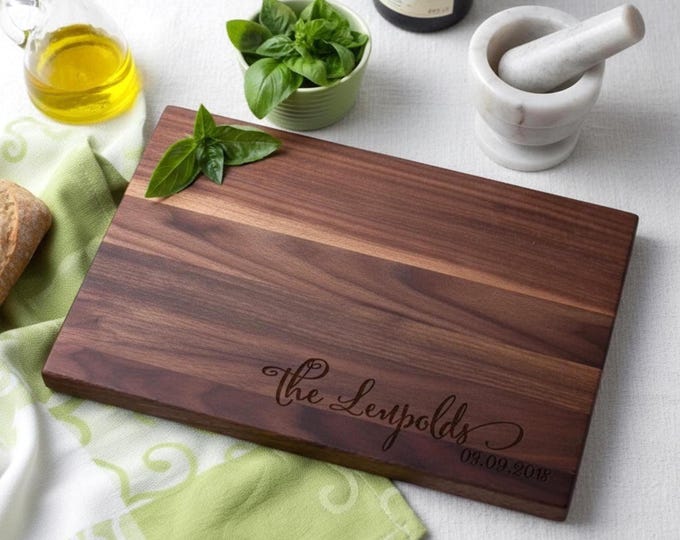 Personalized cutting board, Customized Charcuterie Board, Engraved cutting board, Wedding gifts, Gifts for the couple, Christmas gifts
