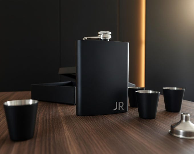 Personalized Flask, Customized 8 oz Flask Set, Groomsman Gifts, Wedding Favors, Gift for him, Bachelor Party Gifts, Best Man Gifts