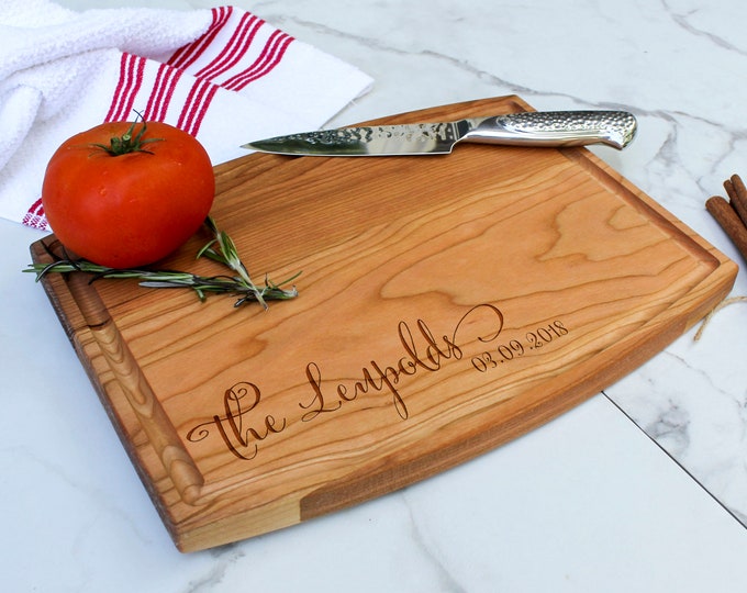 Personalized Cutting Boards, Engraved cutting board, Juice groove cutting boards, housewarming gifts, wedding gift, Christmas gift