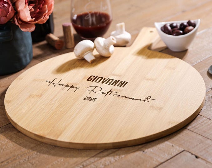 Personalized Pizza Board: Custom Engraved Bamboo Pizza Peel | Retirement Gift for Pizza Lovers, Kitchen Decor