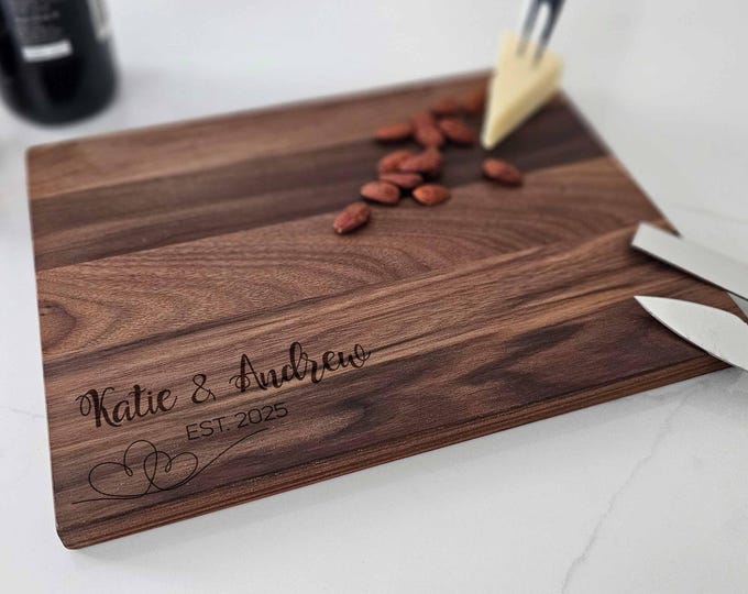 Personalized  Cutting Board – Custom Engraved Family Gift – Housewarming & Wedding Gifts – Unique Kitchen Charcuterie Decor - Christmas gift