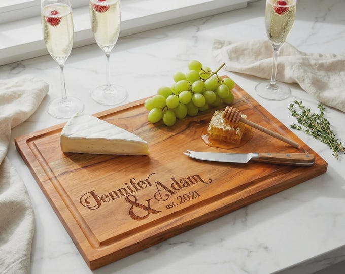 Personalized Acacia cutting board With Juice Groove, Engraved Serving Platter: Wedding gifts