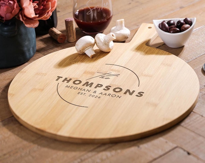 Personalized Pizza Board: Customized Bamboo Pizza Peel | Housewarming, Wedding, Kitchen Decor, Hosting, Engagement, Couple Unique Gift