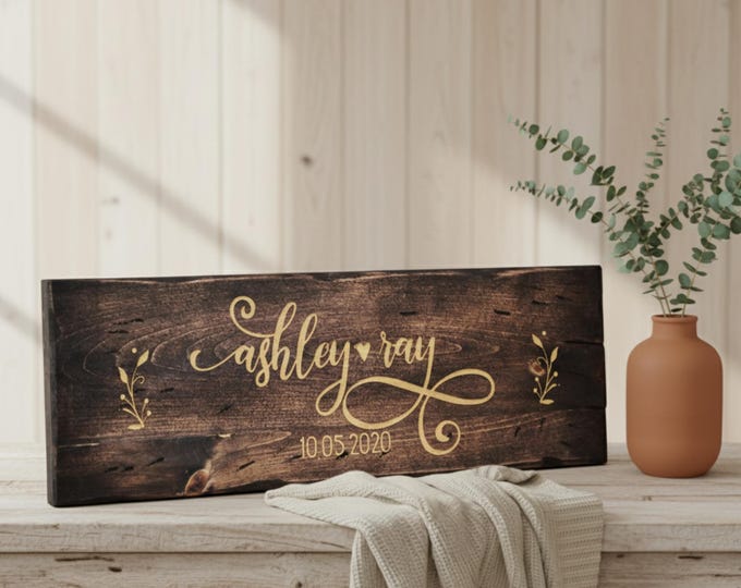 Custom wood signs, Personalized Family name wood sign, Rustic Wall Sign, Farmhouse Style Decor,  Decorative Rustic Sign, Housewarming gift