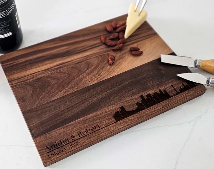 Personalized cutting board – Calgary Skyline: Custom Engraved Gift for Weddings, Realtors, Housewarmings, Perfect Anniversary Keepsake
