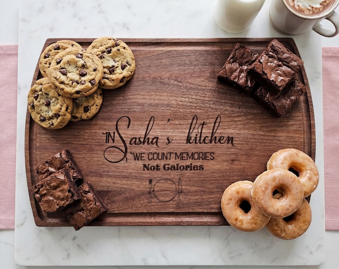 Personalized Cutting Board, Chef Gift: Custom engraved charcuterie  board, Gift for her, kitchen Decor, Gift for Mom, grandma Gift