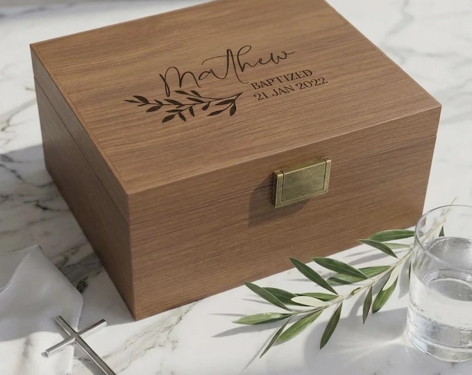 Personalized wooden gift box, Engraved Name Box, Wooden Keepsake box, Groomsman gift box, Rustic Gift Box, Christmas gift box, Baptism gift