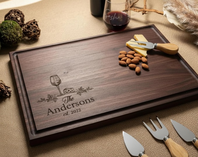 Personalized cutting board, Custom Charcuterie Board, Engraved Board, Gift for the Couple, Housewarming Gift, Engagement Gift, Holiday Gift