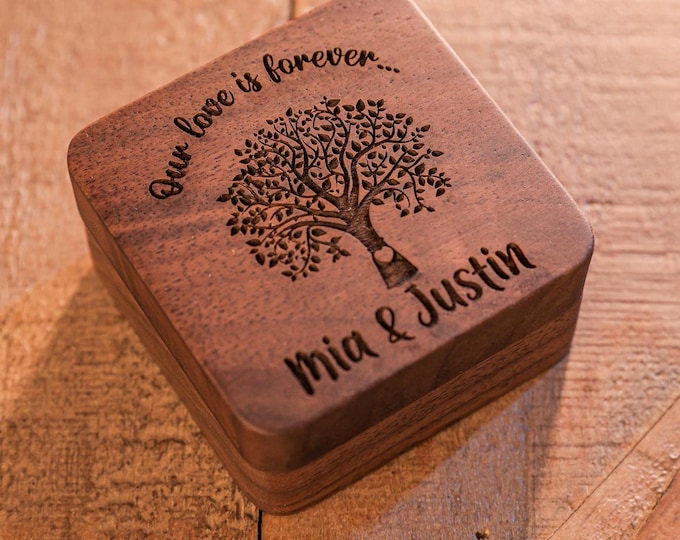 Personalized Engagement Ring Box, Customized Wood Wedding Ring Box, Ring Bearer Gift, Proposal Ring Box, Jewelry Holder, Gift for Her