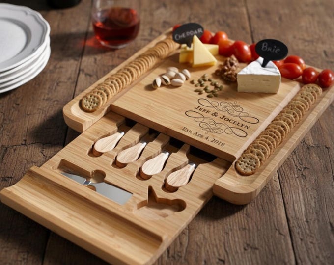 Personalized cheese board set, Custom cheese board set, Engraved cutting board, Wedding gifts, Gifts for the couple, Christmas gifts