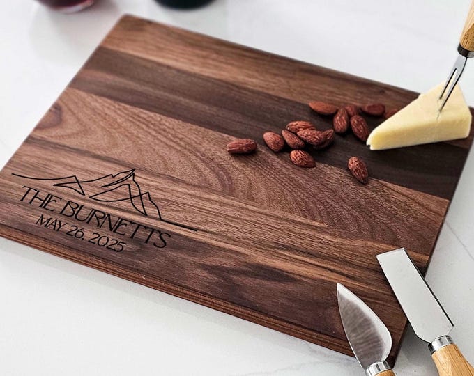 Personalized cutting board – Modern Mountain: Custom Engraved with Couple’s Names & Date, Unique Wedding and Anniversary Gift