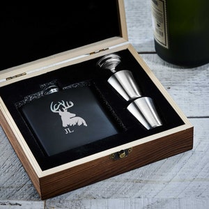 Personalized Flask, Personalized Flask Set with Shot Glasses , leatherette gift box with flask, Groomsman Gifts, Best man Gifts zdjęcie 4