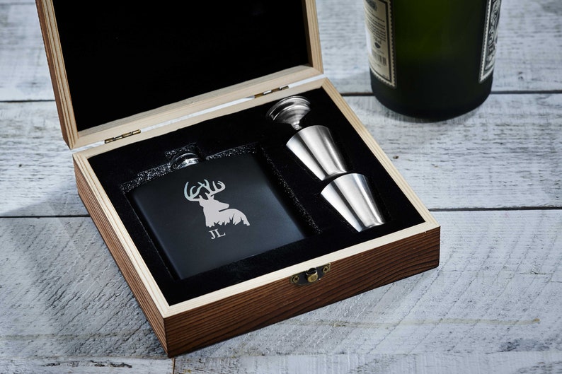 Personalized Flask, Personalized Flask Set with Shot Glasses , leatherette gift box with flask, Groomsman Gifts, Best man Gifts zdjęcie 4