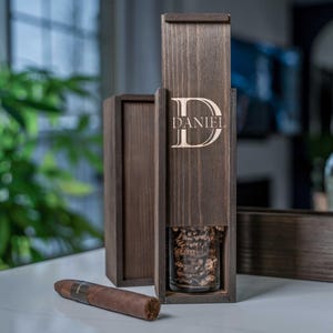 Custom Engraved Cigar Box – Personalized Groomsmen Gift, Wedding Keepsake, Best Man Gift, Custom Cigar Storage Box for Men