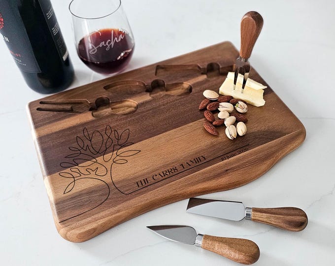Family Tree Cheese Board - Personalized Acacia Wood, Engraved Family Name Gift, Custom Charcuterie Board, Housewarming Gift
