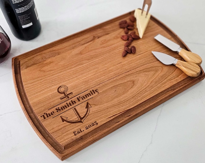 Personalized cutting board – Nautical Anchor: Custom Engraved with Names, Unique Gift for Weddings, Couples, Birthdays & Housewarmings