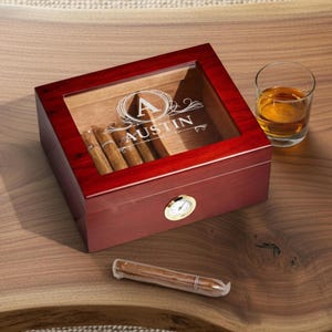 Personalized Cigar Humidor, Engraved Glass Top Cigar Box, Custom Humidor Gift Set, Monogramed Cigar Humidor, Cigar Holder Box, Cigar Kit