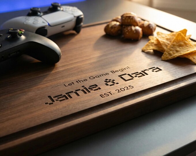 Personalized Cutting Board – Dog Lover: Custom Engraved Charcuterie Board, Husky Themed, Pet Owner, puppy, Dog Board, Husky Portrait Gift