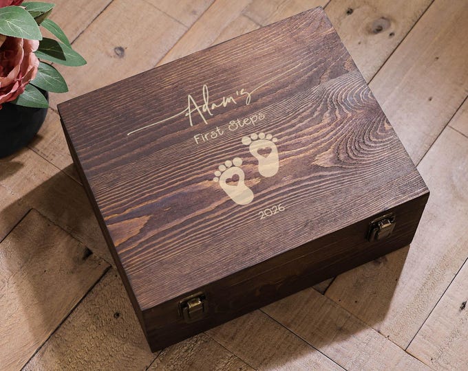 Personalized Baby Shoe Memory Box, Engraved Wooden Trinket Box: Customized Rustic Keepsake Box For Babies, Newborn Memory Gift Box