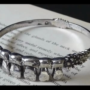 Zombie Mun Tandarmband