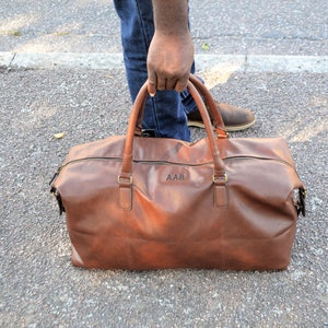 Groomsmen gift Personalized men travel bag, Monogrammed duffle, Men weekend Bag, Weekender Bag Leather look, Groomsmen proposal travel bag R image 9