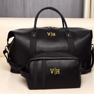 Black travel bag, Duffle bag, cabin bag for men with wash bag set.